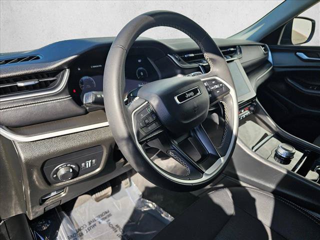 Used 2023 Jeep Grand Cherokee L Laredo AWD/4WD image 25