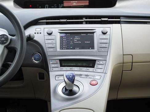 Used 2012 Toyota Prius Two FWD image 25