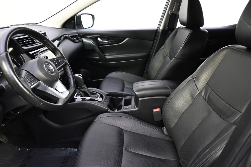 Used 2022 Nissan Rogue Sport SL AWD/4WD image 13