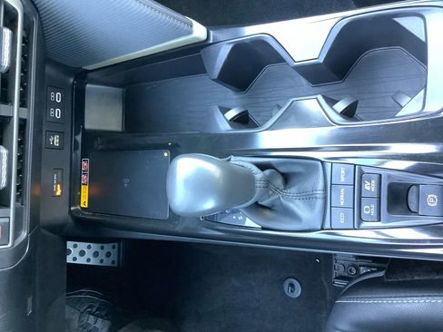 Used 2025 Toyota Camry SE image 26