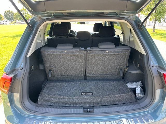 Used 2019 Volkswagen Tiguan S FWD image 19