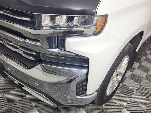 Used 2021 Chevrolet Silverado 1500 LTZ w/ LTZ Premium Package image 4
