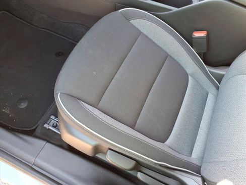 Used 2025 Chevrolet TrailBlazer LT AWD/4WD image 19