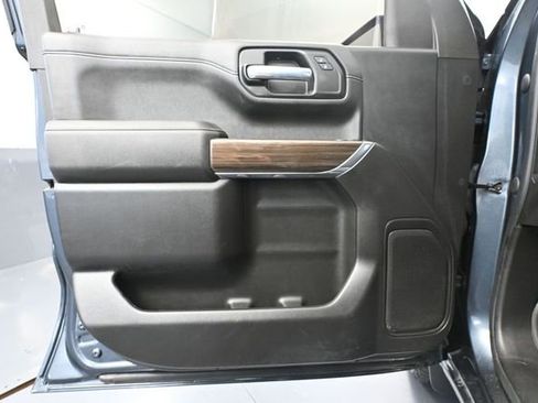 Used 2022 Chevrolet Silverado 1500 LT AWD/4WD image 20