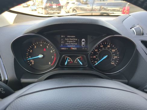 Used 2019 Ford Escape Titanium image 28