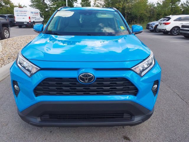 Used 2019 Toyota RAV4 XLE Premium w/ Cold Weather Package AWD/4WD image 2