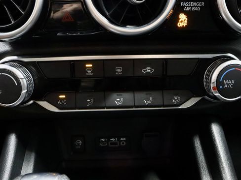 Certified 2024 Nissan Sentra SV image 28