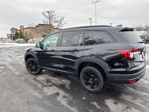 Certified 2022 Honda Pilot TrailSport image 40