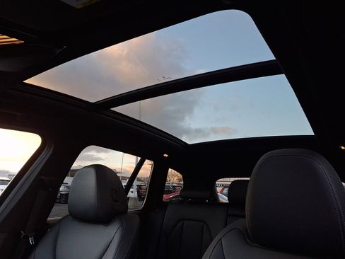 Used 2023 BMW X3 xDrive30i image 13