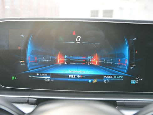 Used 2025 Mercedes-Benz GLE 53 AMG 4MATIC image 18