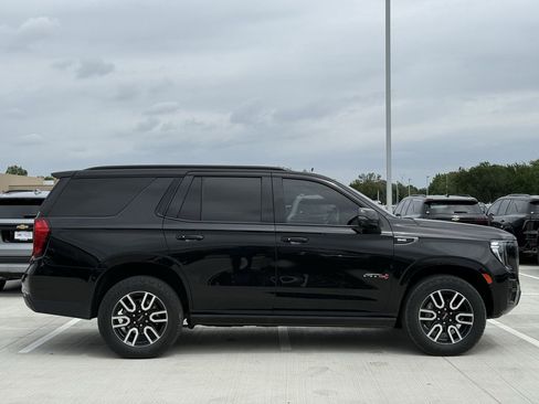 Certified 2023 GMC Yukon AT4 w/ AT4 Premium Package image 3
