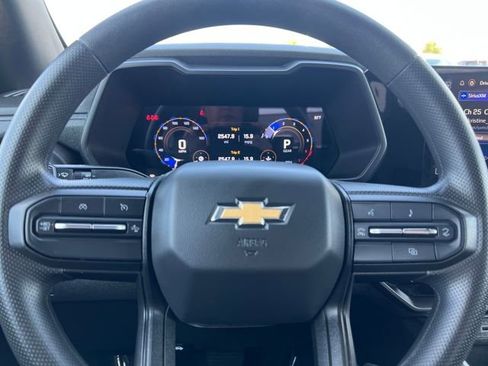 Certified 2025 Chevrolet Colorado W/T image 24