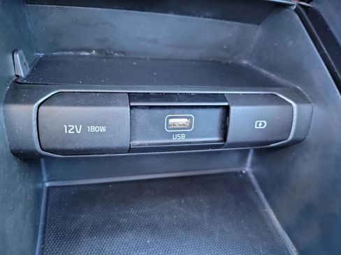 Used 2020 Kia Telluride S image 31