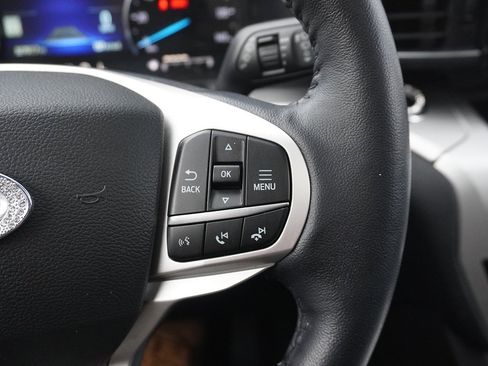 Used 2022 Ford Explorer XLT w/ Equipment Group 202A image 53