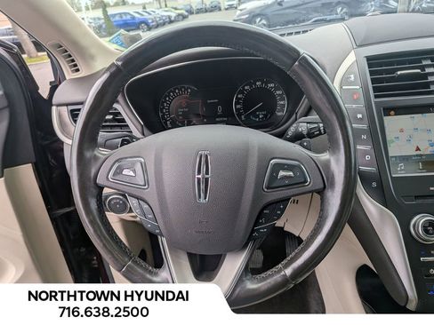 Used 2018 Lincoln MKC Reserve w/ Lincoln MKC Climate Package AWD/4WD image 7