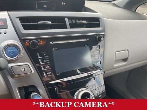 Used 2017 Toyota Prius V Four image 10