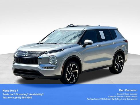 Used 2022 Mitsubishi Outlander ES FWD image 1
