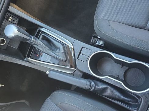 Used 2019 Toyota Corolla LE image 24