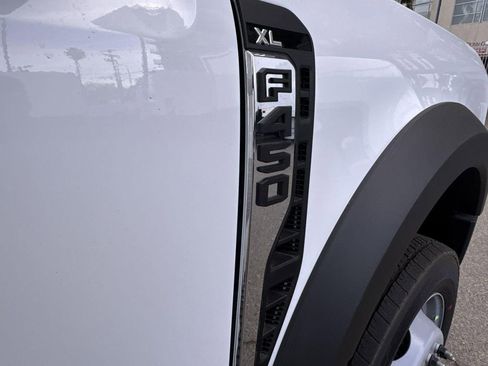 New 2024 Ford F450 XL w/ XL Chrome Package image 27