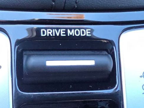 New 2026 Hyundai Santa Cruz SE AWD/4WD image 8