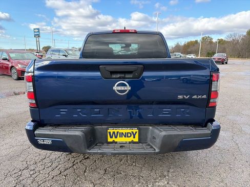 Used 2022 Nissan Frontier SV image 6