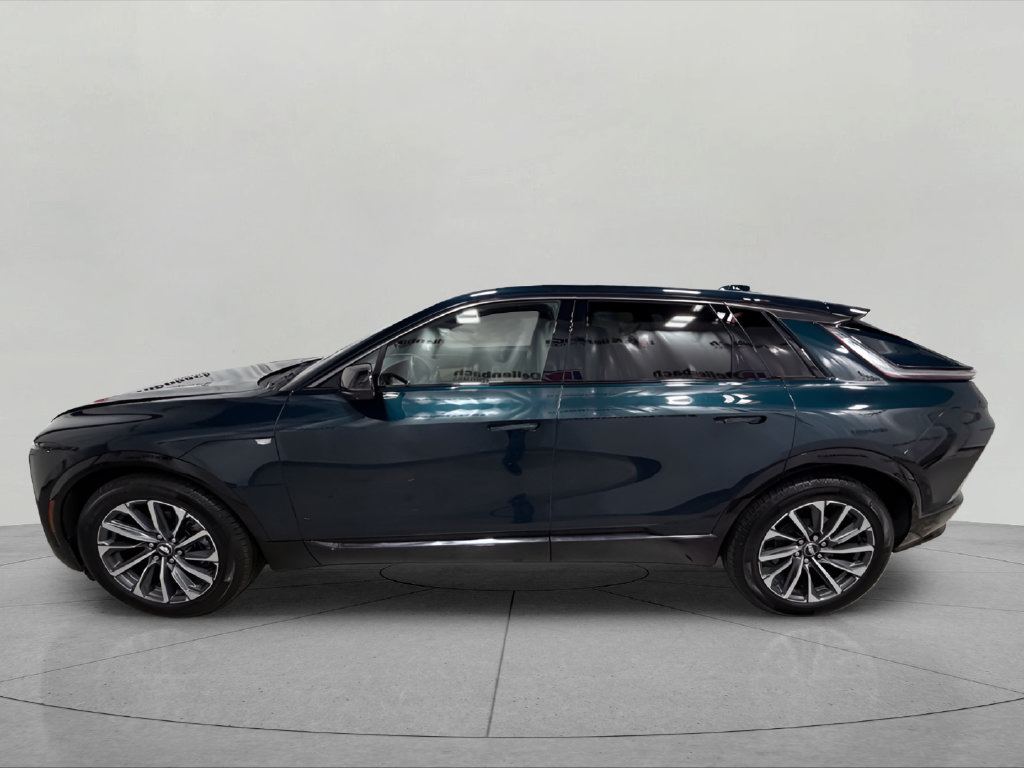 Used 2024 Cadillac Lyriq Sport w/ Nappa Leather Package AWD/4WD image 2