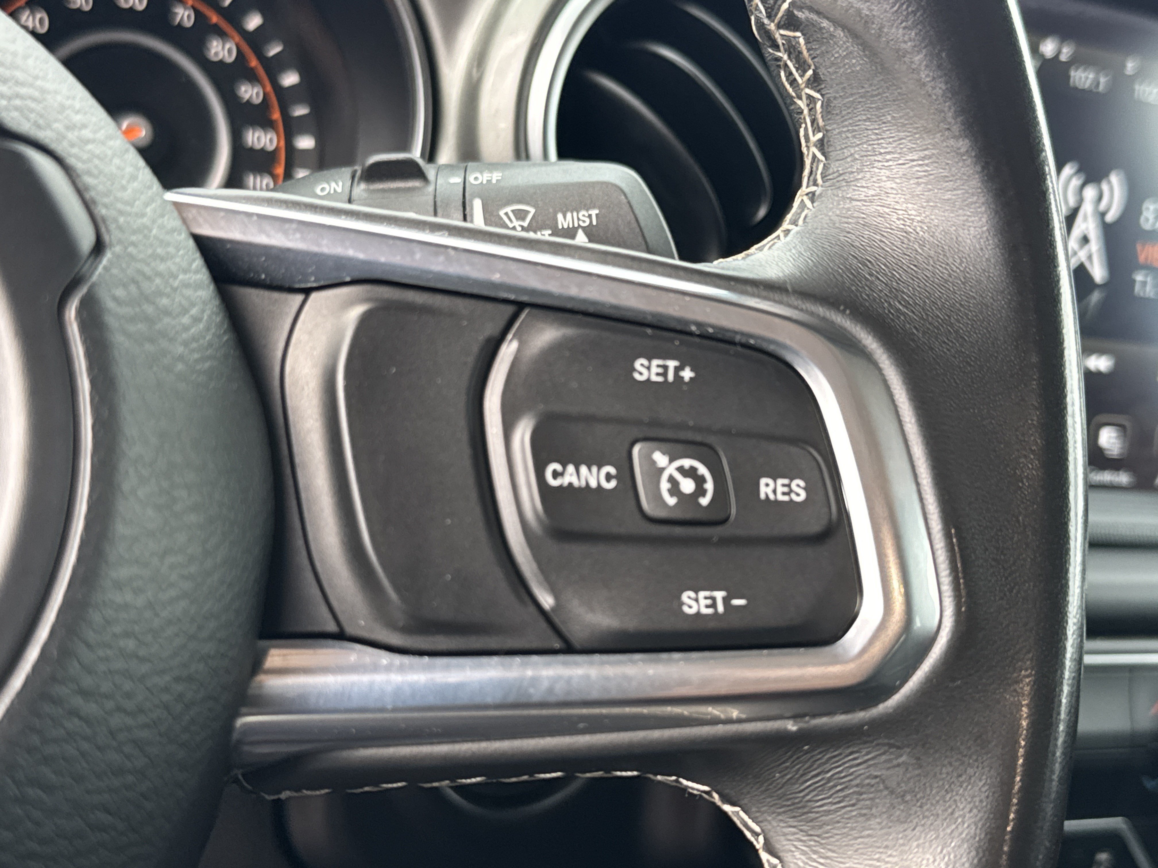 Used 2020 Jeep Wrangler Unlimited Sahara w/ Uconnect 4C Nav & Sound Group AWD/4WD image 19