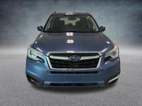 Used 2017 Subaru Forester 2.5i Touring AWD/4WD image 3