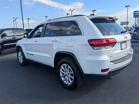 Used 2021 Jeep Grand Cherokee Laredo X image 6