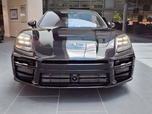 New 2025 Porsche Panamera Turbo image 33