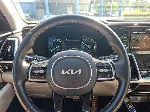 Used 2023 Kia Sorento SX Prestige AWD/4WD image 22