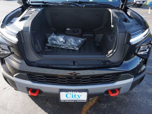 New 2026 Chevrolet Silverado EV Trail Boss image 30