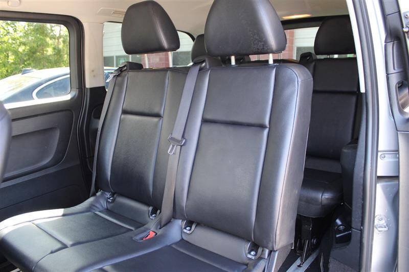 Used 2016 Mercedes-Benz Metris Passenger image 19