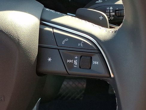 Certified 2025 Audi Q7 2.0T Premium w/ Convenience Plus Package AWD/4WD image 23