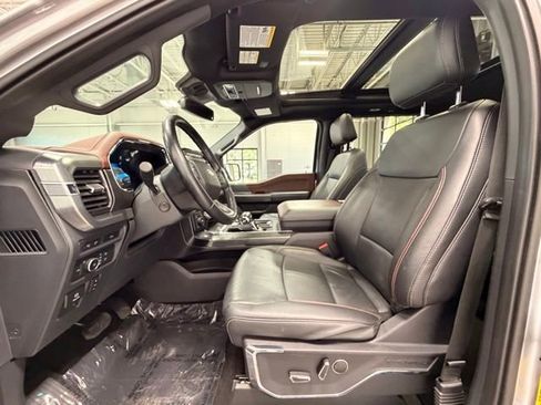 Used 2022 Ford F150 Lariat w/ Equipment Group 502A High AWD/4WD image 27