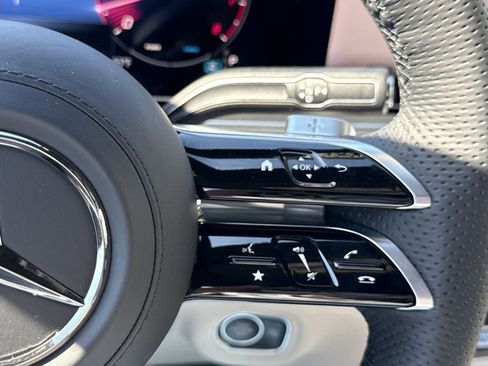 New 2026 Mercedes-Benz GLS 580 4MATIC image 25