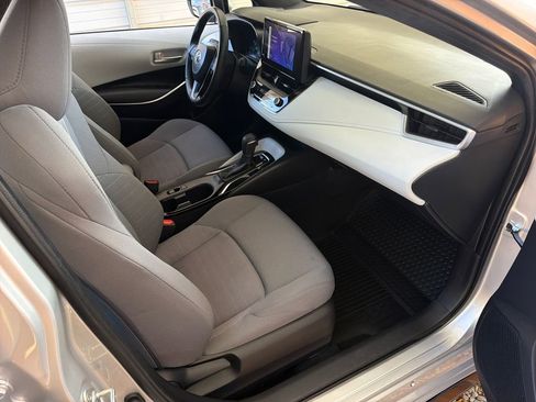 Used 2024 Toyota Corolla SE image 26