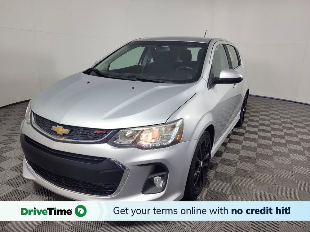 Used 2017 Chevrolet Sonic LT FWD image 1