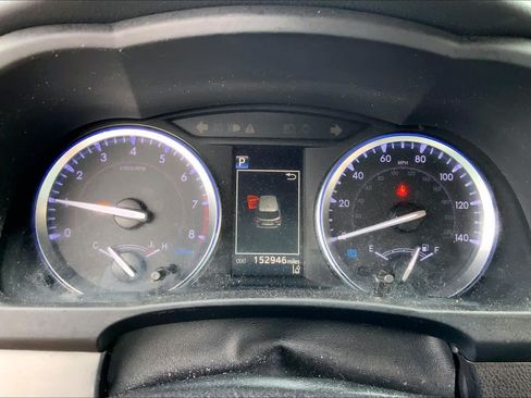 Used 2019 Toyota Highlander SE AWD/4WD image 26