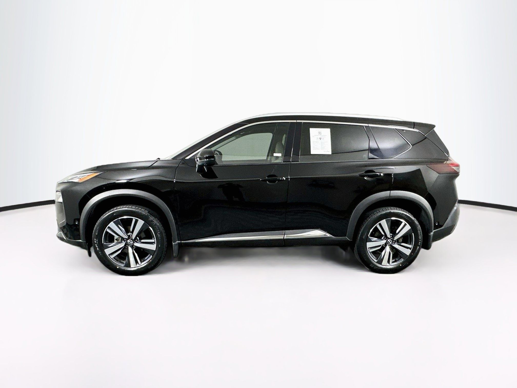 Used 2023 Nissan Rogue SL w/ SL Premium Package FWD image 4