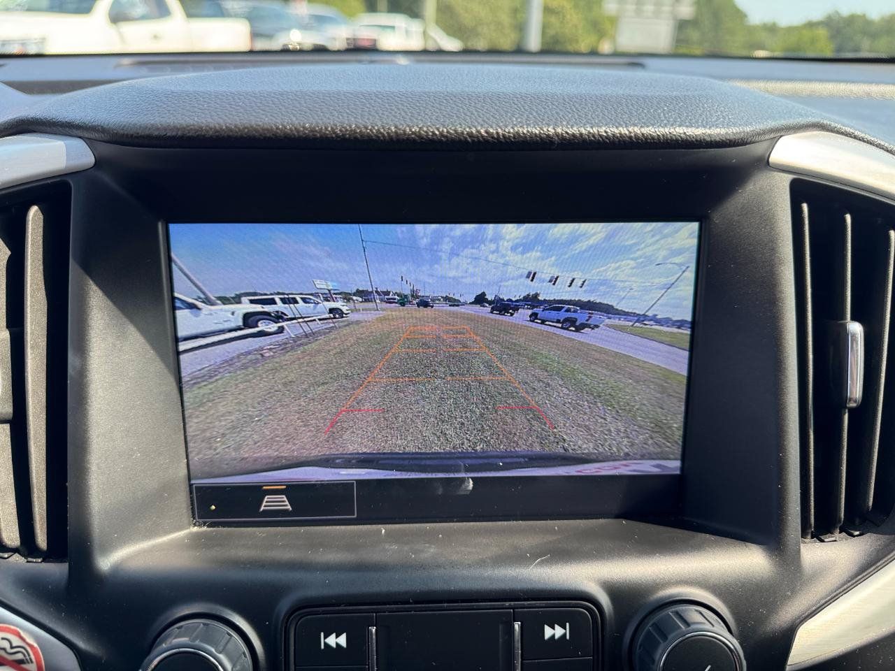 Used 2024 GMC Terrain SLT FWD image 33
