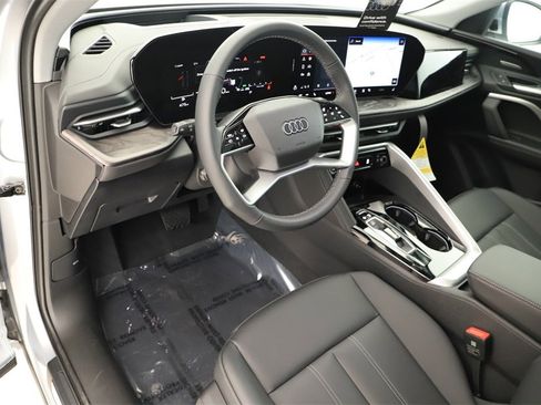 New 2025 Audi Q5 Premium Plus image 15