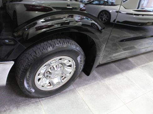 Used 2015 Nissan NV 3500 SL w/ Technology Package RWD image 36