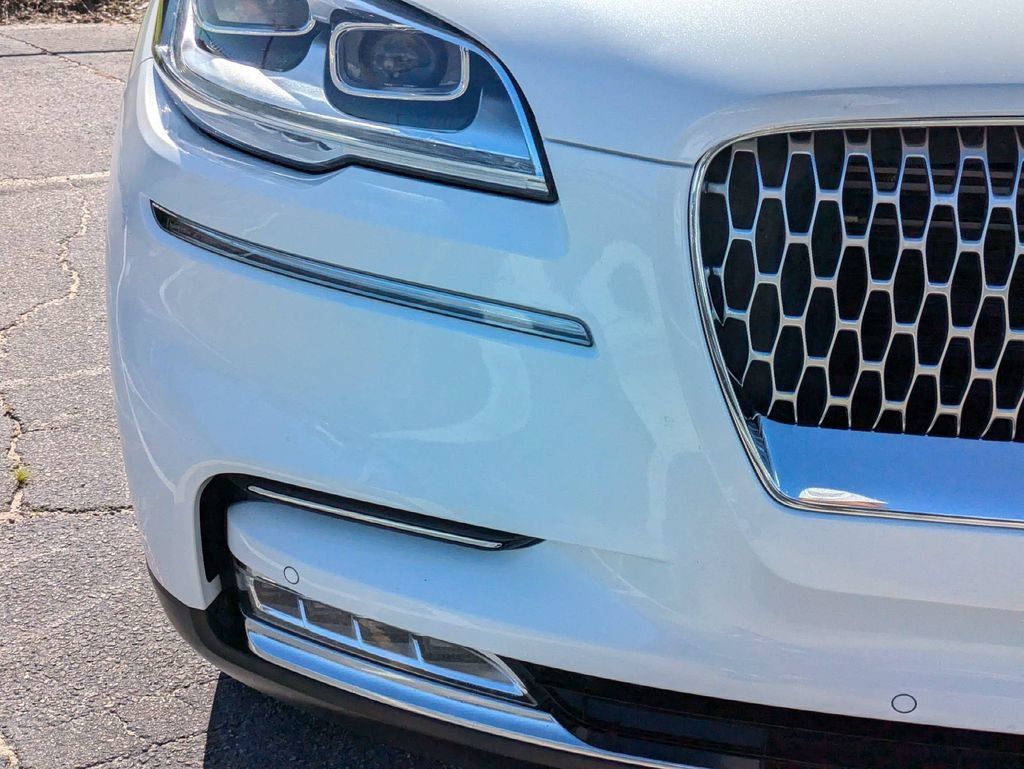 Used 2021 Lincoln Aviator Reserve w/ Equipment Group 201A AWD/4WD image 10