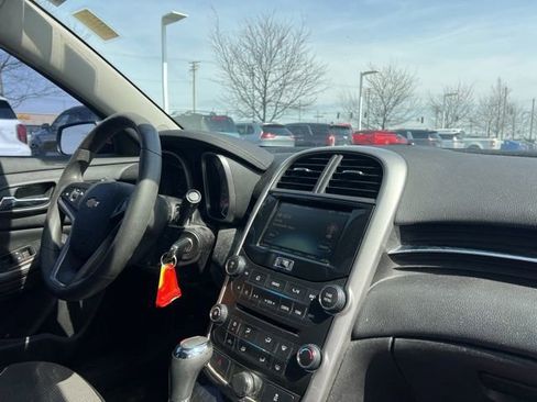 Used 2016 Chevrolet Malibu LT w/ Power Convenience Package image 30