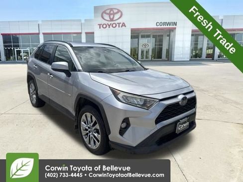 Used 2019 Toyota RAV4 XLE Premium w/ Protection Package FWD image 1