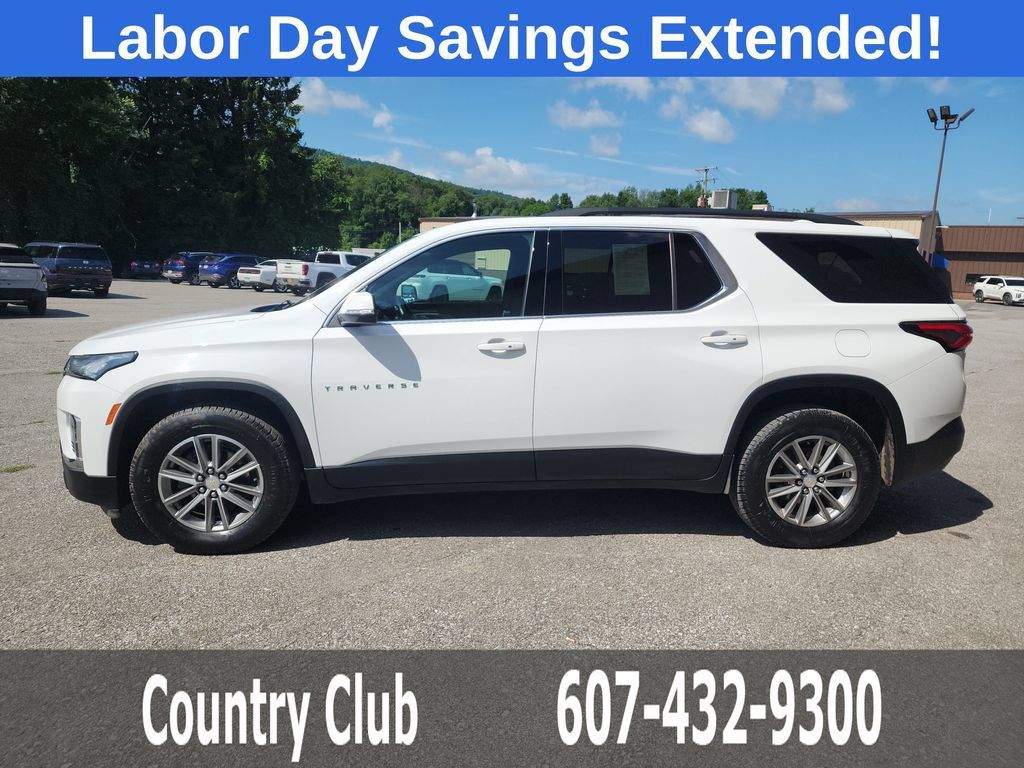 Used 2023 Chevrolet Traverse LT AWD/4WD image 5