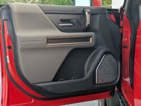 New 2025 GMC Hummer EV 3X AWD/4WD image 12