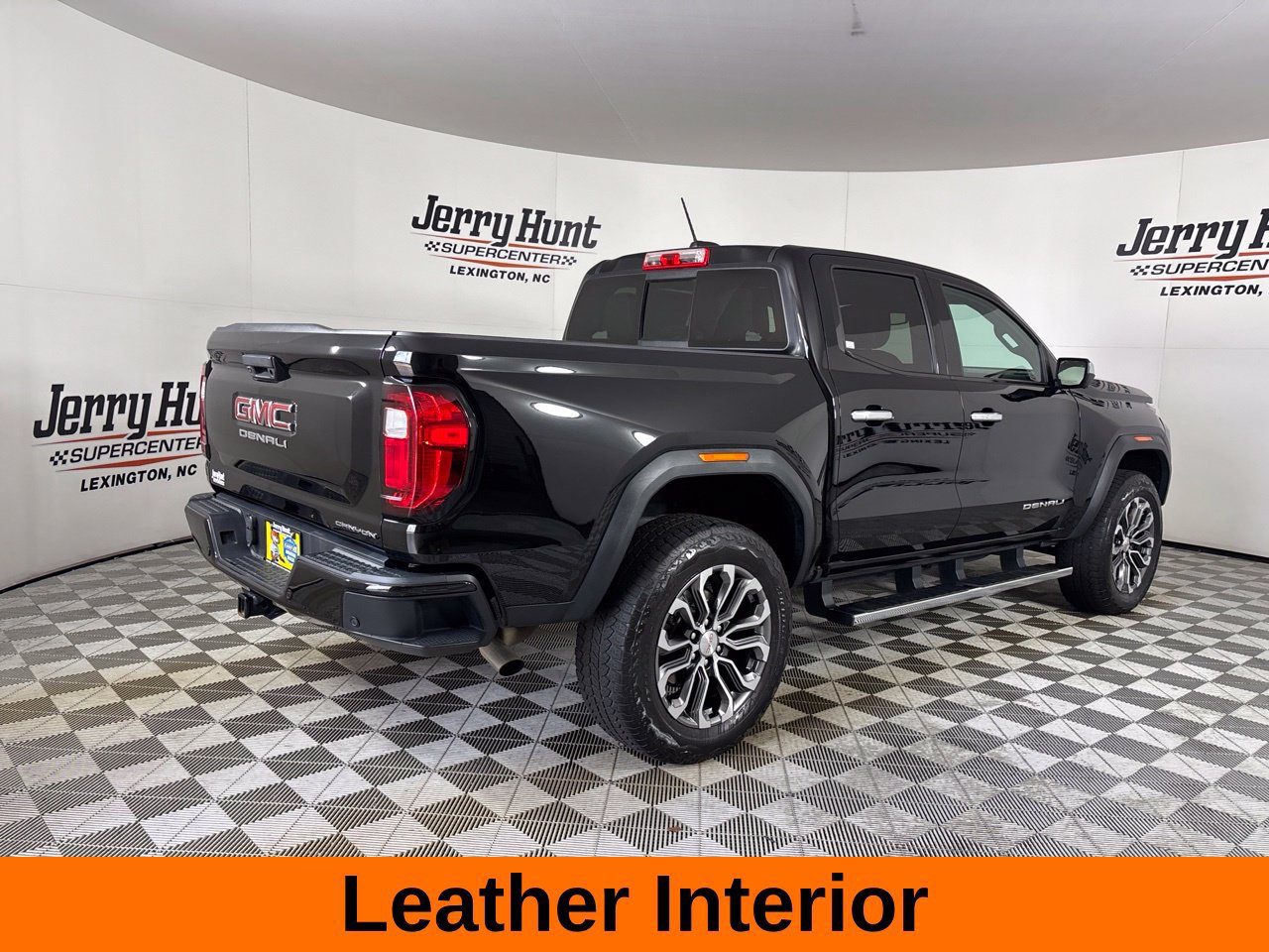 Used 2023 GMC Canyon Denali AWD/4WD image 6