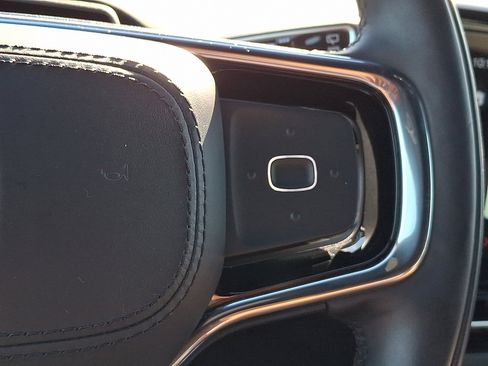 Used 2024 Lincoln Nautilus Reserve w/ Equipment Group 202A image 21